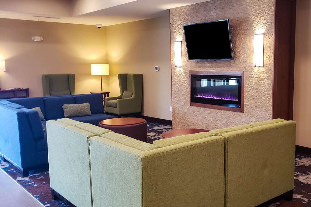 Comfort Inn & Suites Ames Near Isu Campus Interior photo